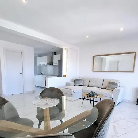 1ª Linea De Playa, Denia, Les Deveses