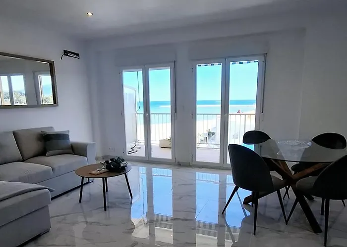 1ª Linea De Playa, Denia, Les Deveses Apartment *